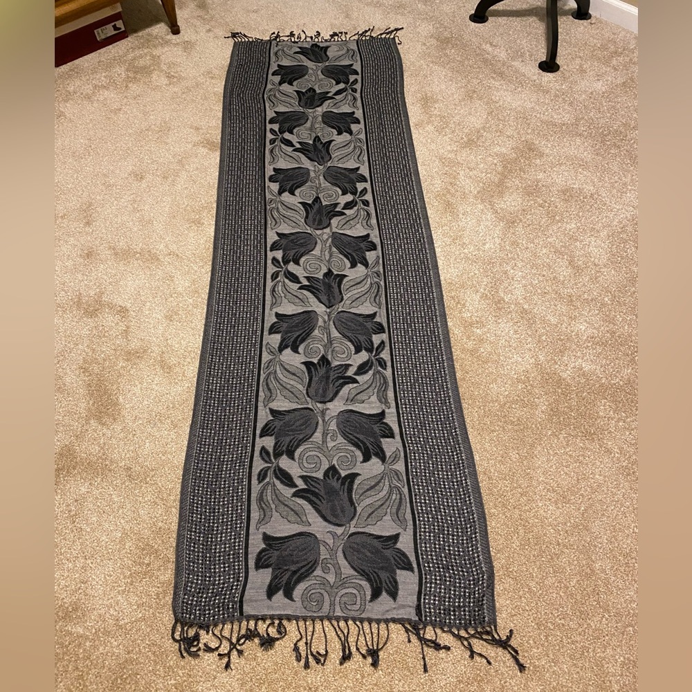 Black and grey Tulip scarf with fringe